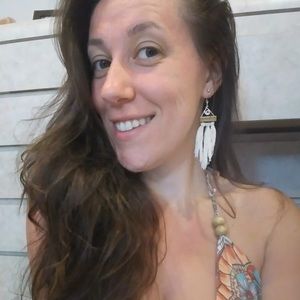 Meet your Posher, Marissa